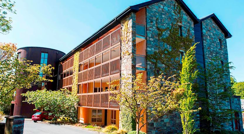 Photo of 2 Bed in Newport