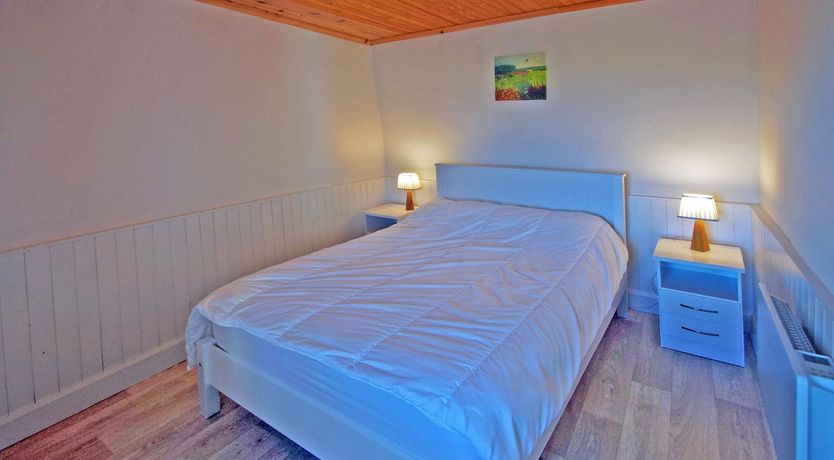 Photo of 3 Bed in Roundstone