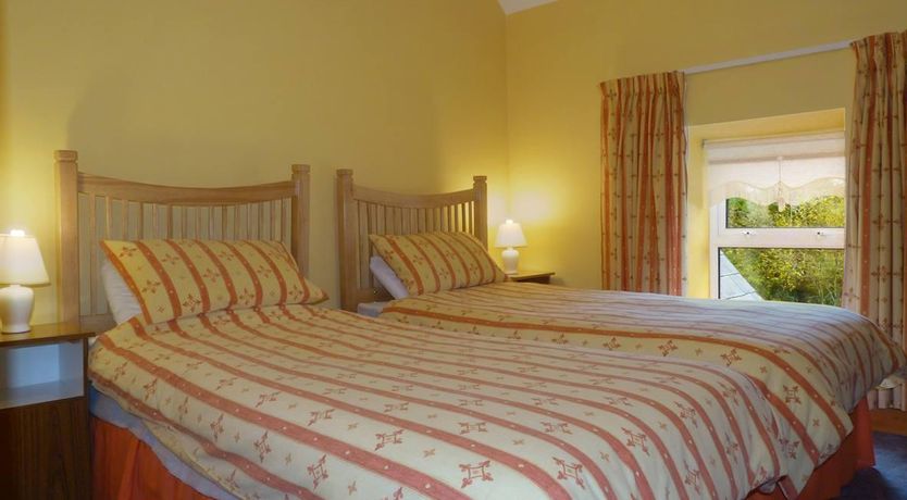 Photo of 3 Bed in Ballinamore