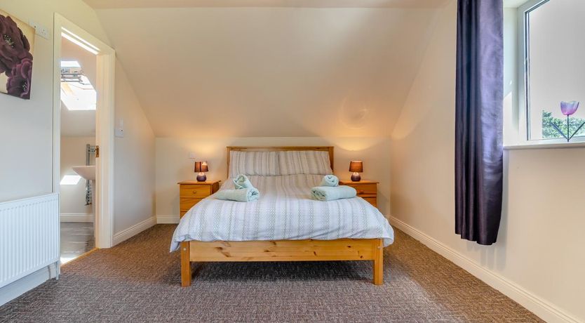 Photo of 5 Bed in Oughterard