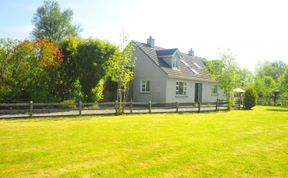 Photo of 5 Bed in Oughterard