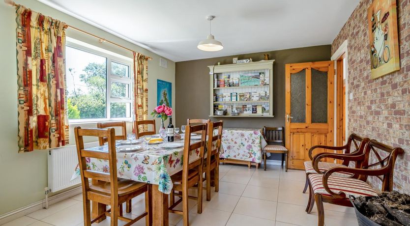 Photo of 5 Bed in Oughterard