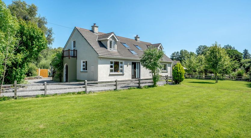 Photo of 5 Bed in Oughterard