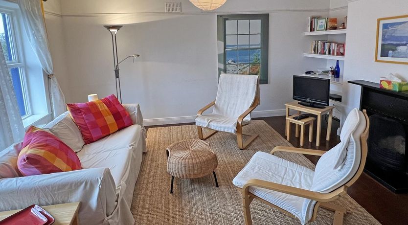 Photo of 3 Bed in Westport