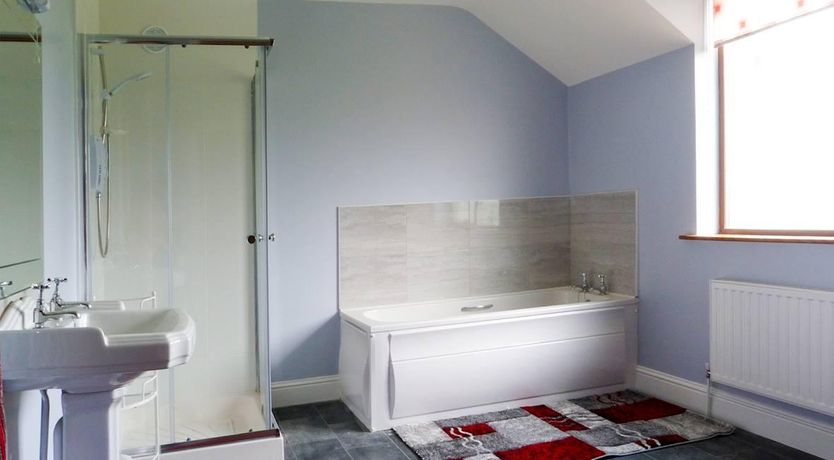 Photo of 4 Bed in Callan