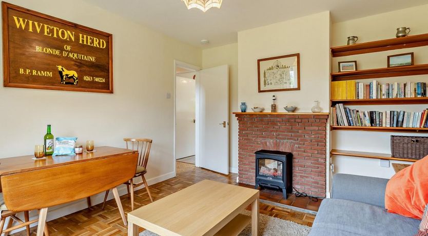 Photo of 4 Bed in Wiveton