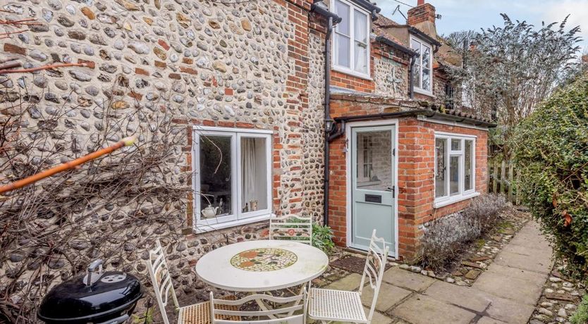 Photo of 2 Bed in Wiveton