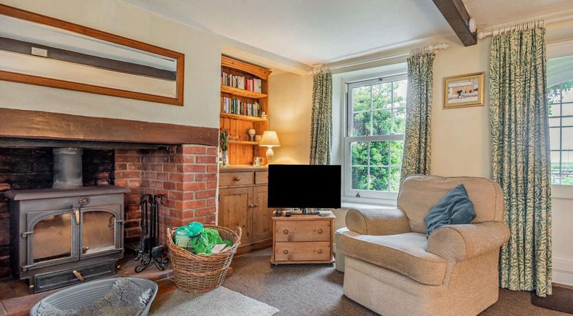 Photo of 2 Bed in Salthouse