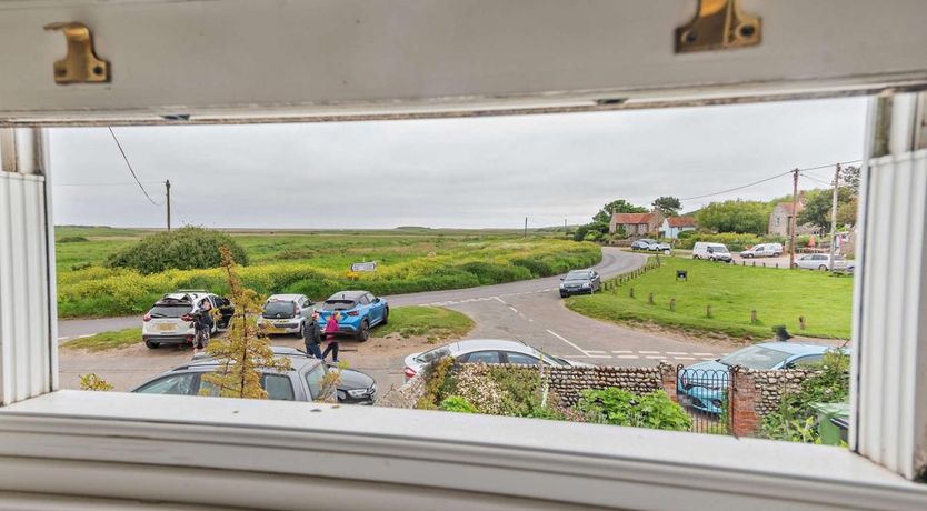 Photo of 2 Bed in Salthouse