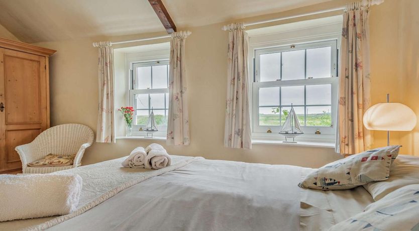 Photo of 2 Bed in Holt