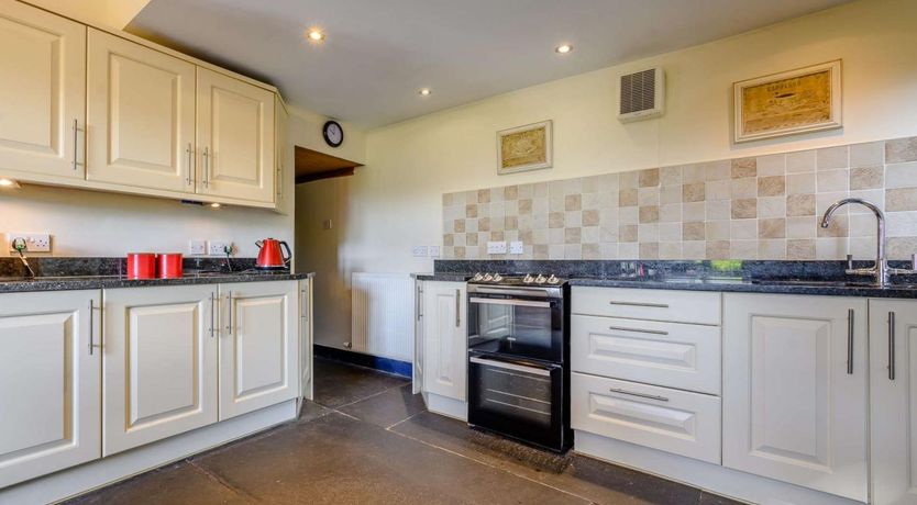 Photo of 3 Bed in Holmrook