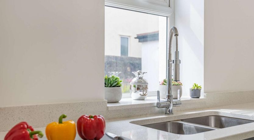 Photo of 3 Bed in Deganwy