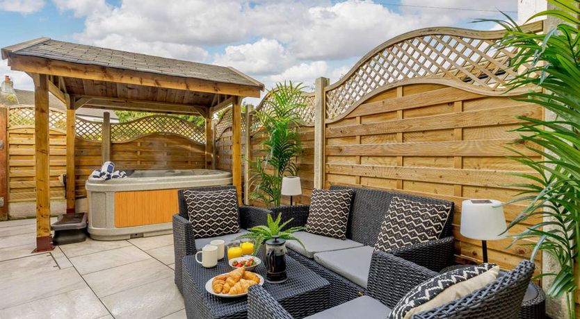 Photo of in Great Ayton (85937)