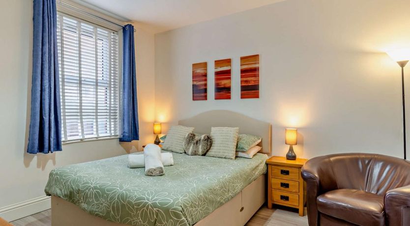 Photo of 4 Bed in Weymouth