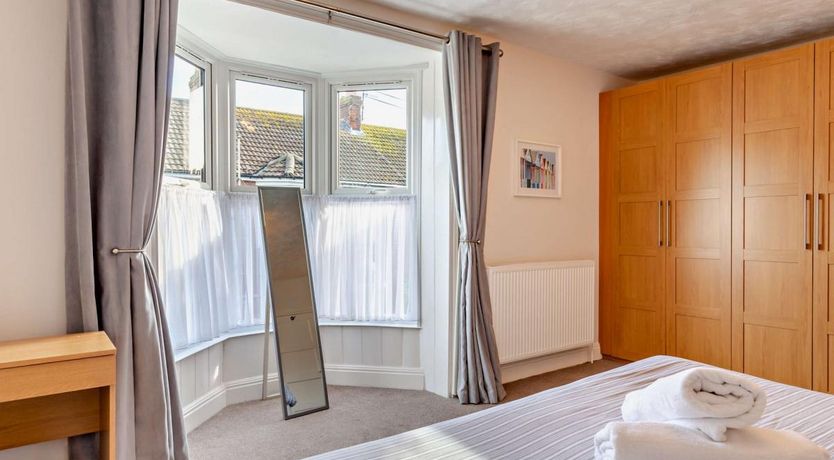 Photo of 4 Bed in Weymouth