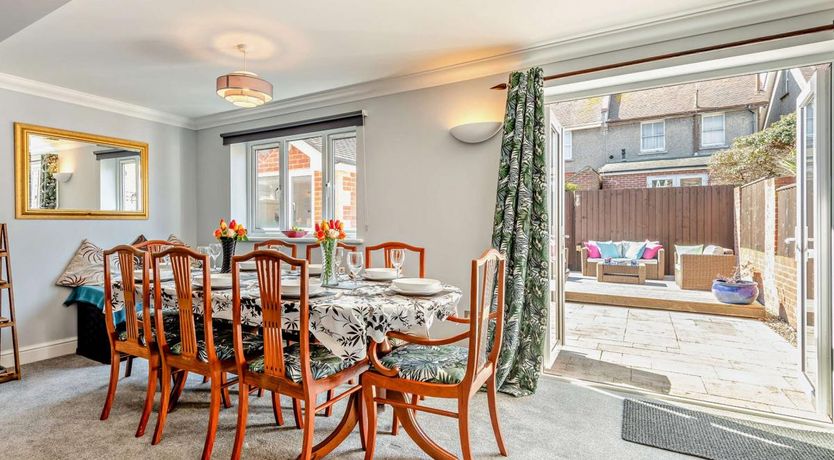 Photo of 4 Bed in Swanage