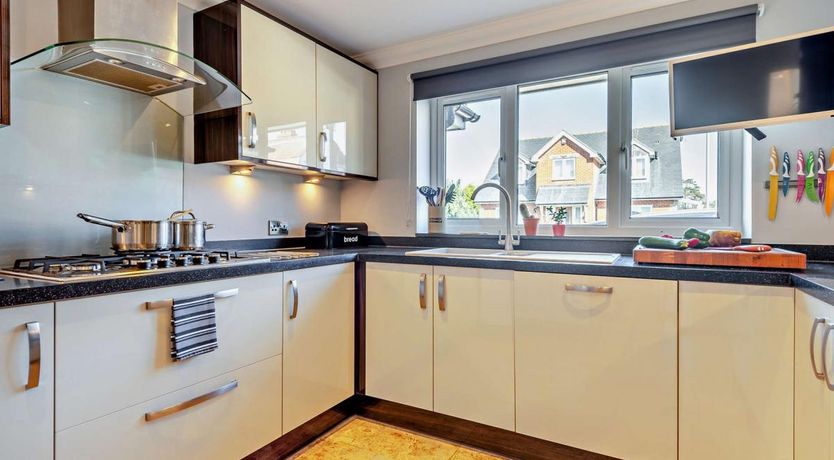 Photo of 4 Bed in Swanage