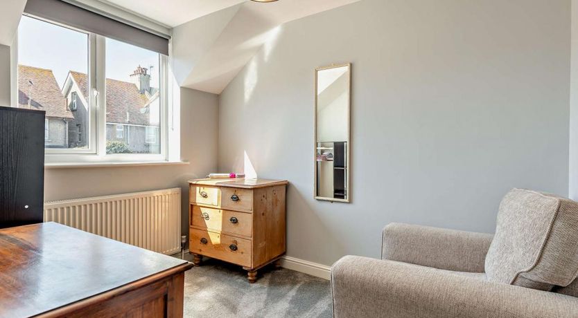 Photo of 4 Bed in Swanage