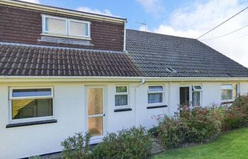 Restineas Holiday Home