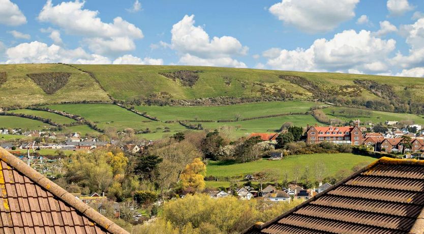 Photo of 3 Bed in Swanage