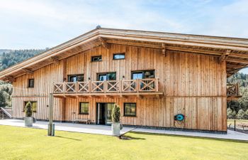 Fassl 1 Holiday Home
