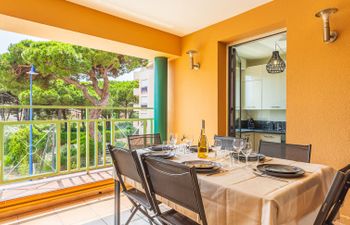 La Seniorie Holiday Home