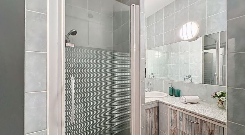 Photo of Le Quai aux Fleurs Apartment 8