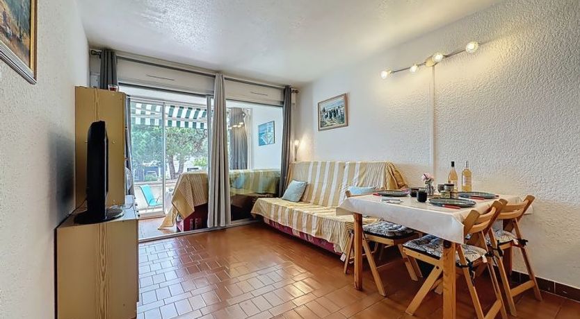 Photo of Le Quai aux Fleurs Apartment 8