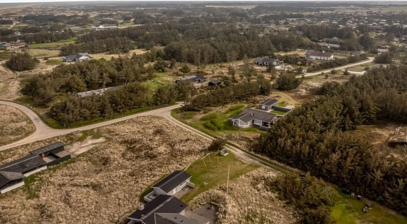 Photo of "Fridgerd" - 300m from the sea