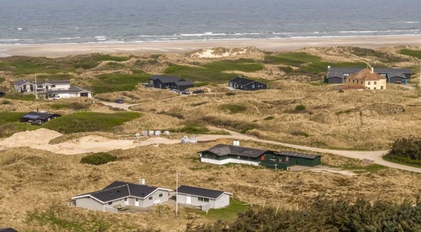 Photo of "Fridgerd" - 300m from the sea