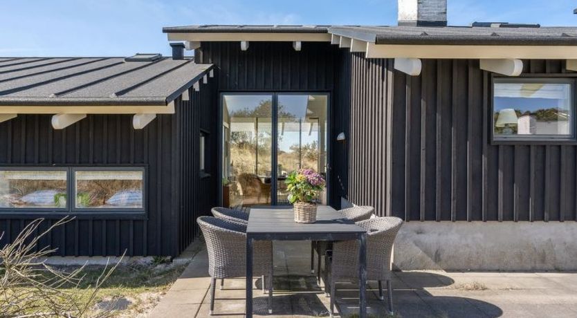 Photo of "Annrike" - 400m from the sea