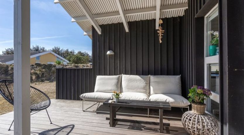 Photo of "Annrike" - 400m from the sea