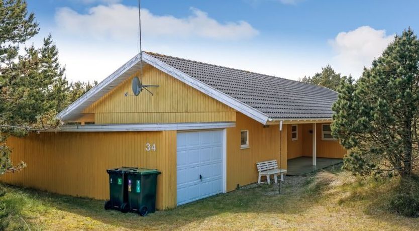 Photo of "Jeip" - 2.1km from the sea