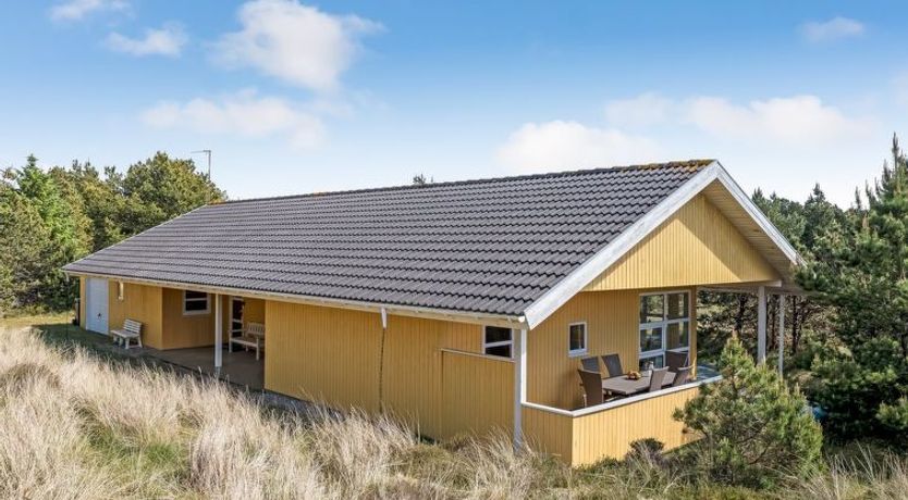 Photo of "Jeip" - 2.1km from the sea