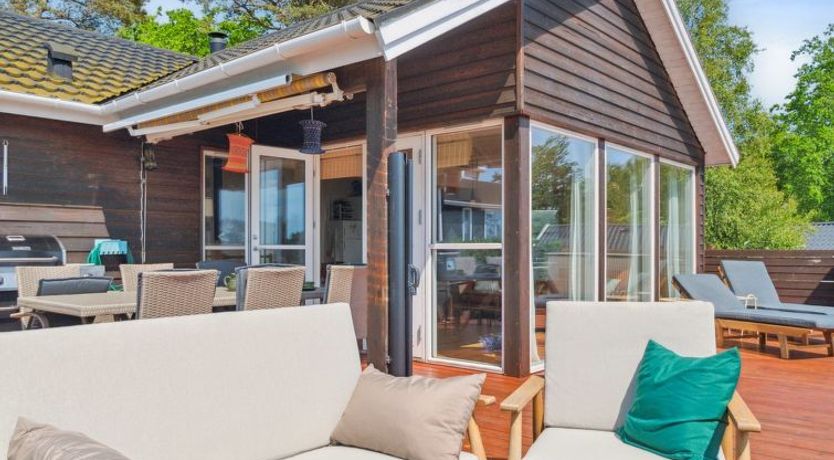 Photo of "Mariam" - 100m from the sea