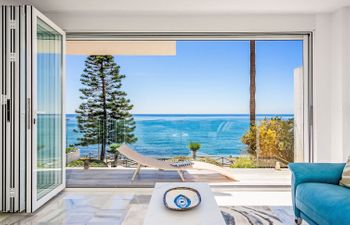 Mirabella Holiday Home