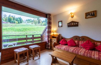 Les Eterlous Holiday Home
