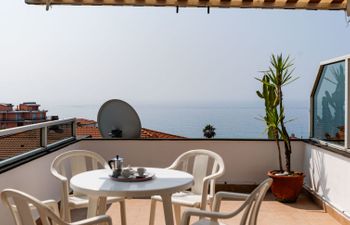 Casa Rita Holiday Home