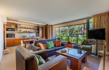 Salgados Golden Coast Apartment 3 Holiday Home