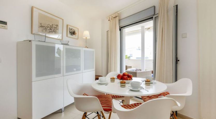 Photo of Los Baladres