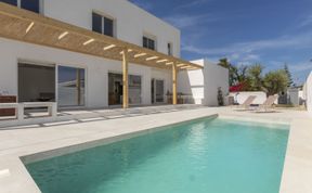 Photo of Les Oliveres