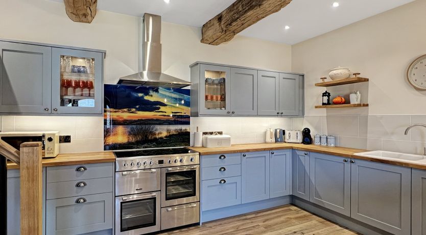 Photo of Broomy Barn, Brompton Regis