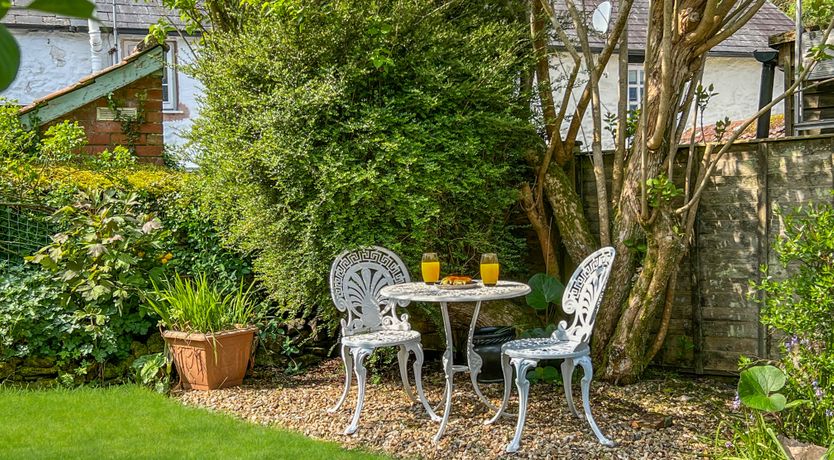 Photo of 6 The Poplars, Hawkcombe