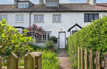 6 The Poplars, Hawkcombe Holiday Home