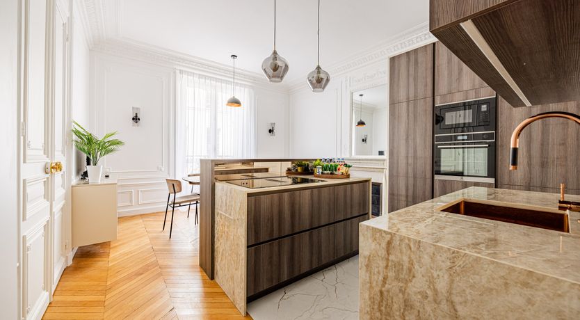 Photo of Élysées Lights