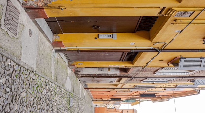 Photo of Modena Modern