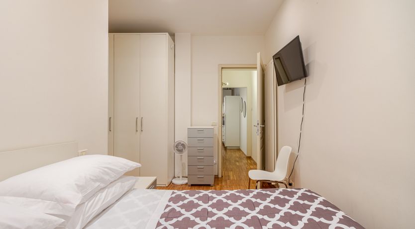 Photo of Modena Modern