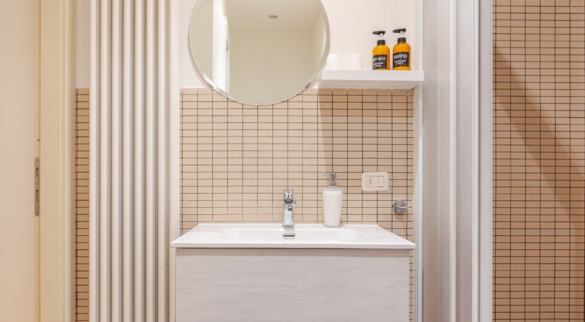 Photo of Modena Modern