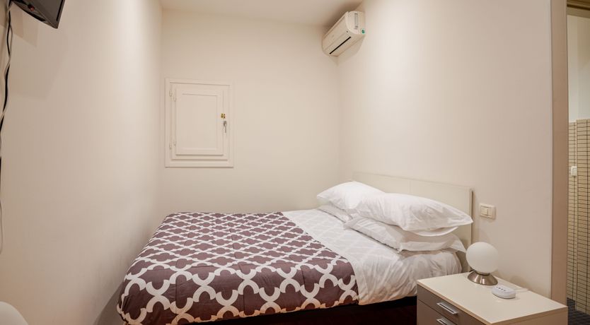 Photo of Modena Modern