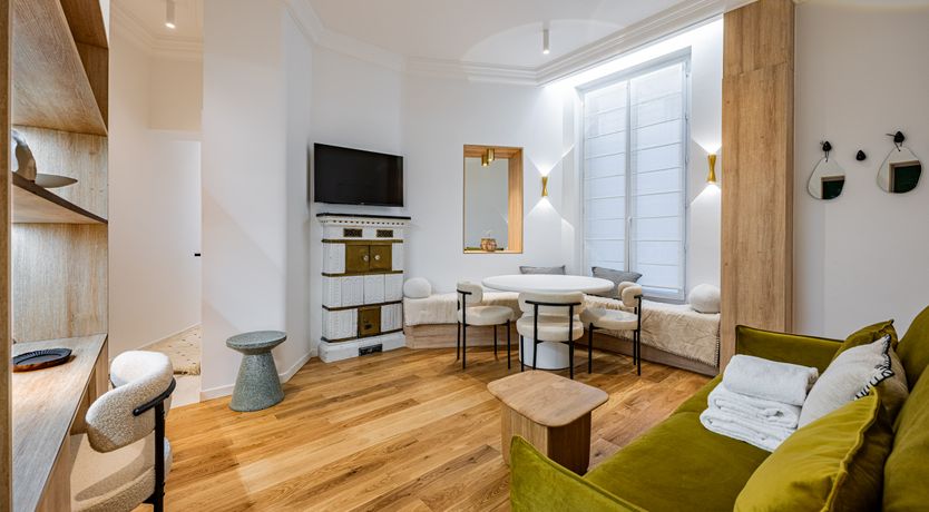 Photo of The Muse of Montparnasse